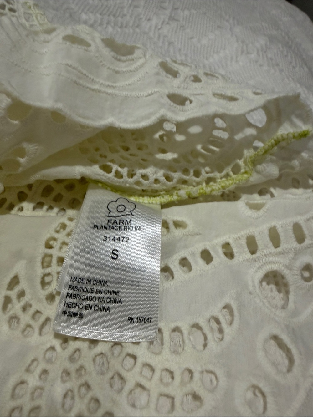 FARM Rio Palm Tree Richelieu Eyelet Ruffle Blouse - Picture 5 of 8